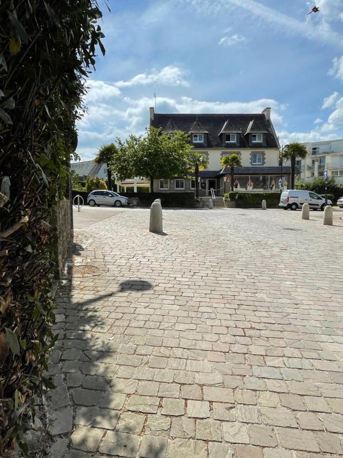 Hotel De La Cale Fouesnant Exterior photo